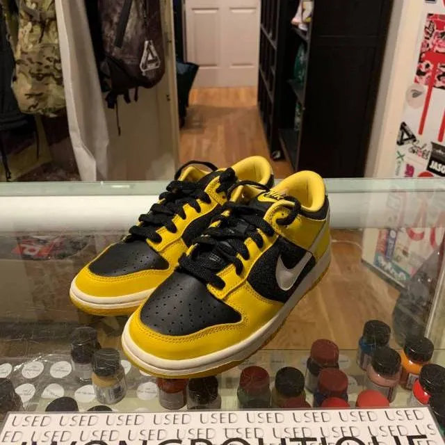 2006 Nike Dunk Low Maize lowa