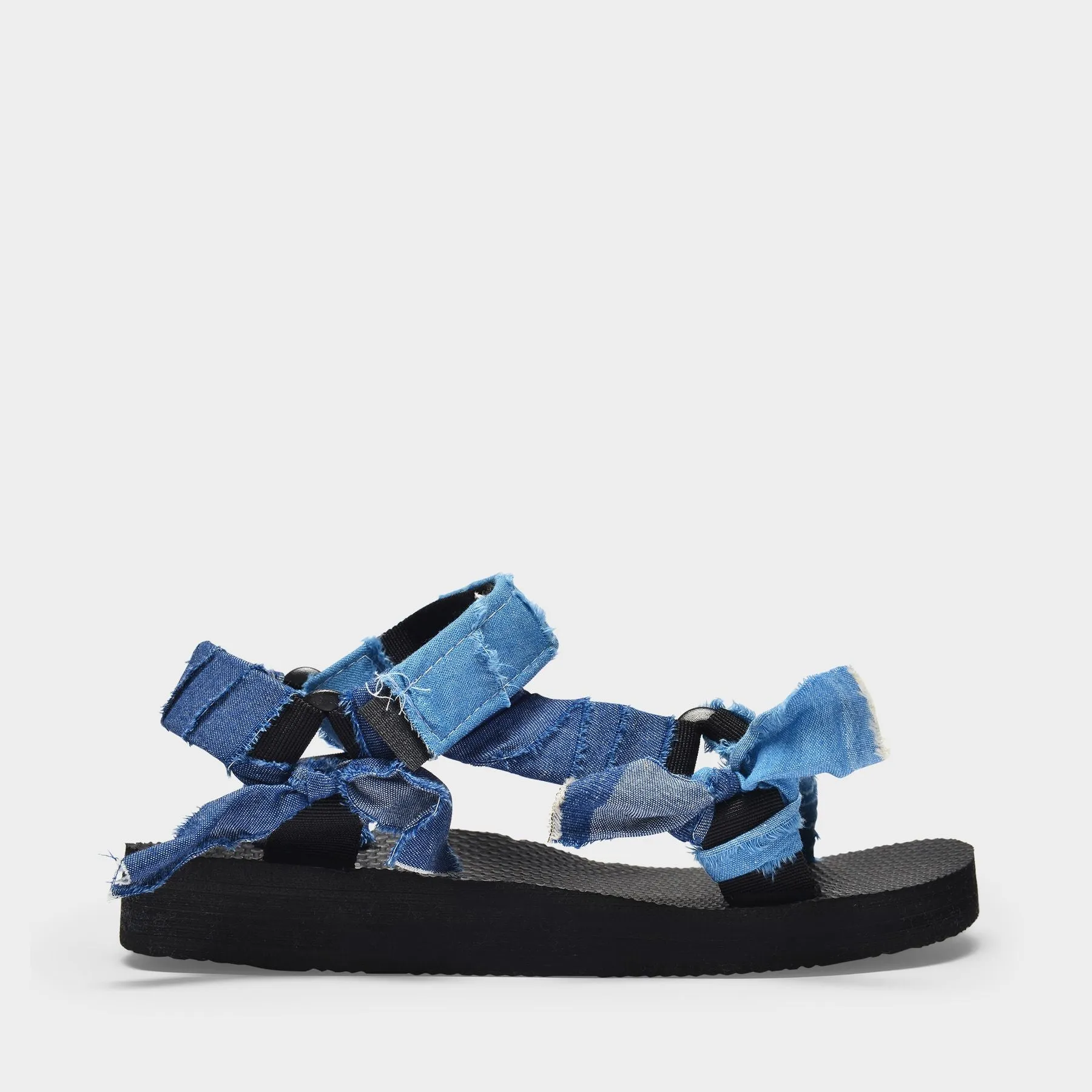 Arizona Love  Trekky Sandals in Blue Canvas