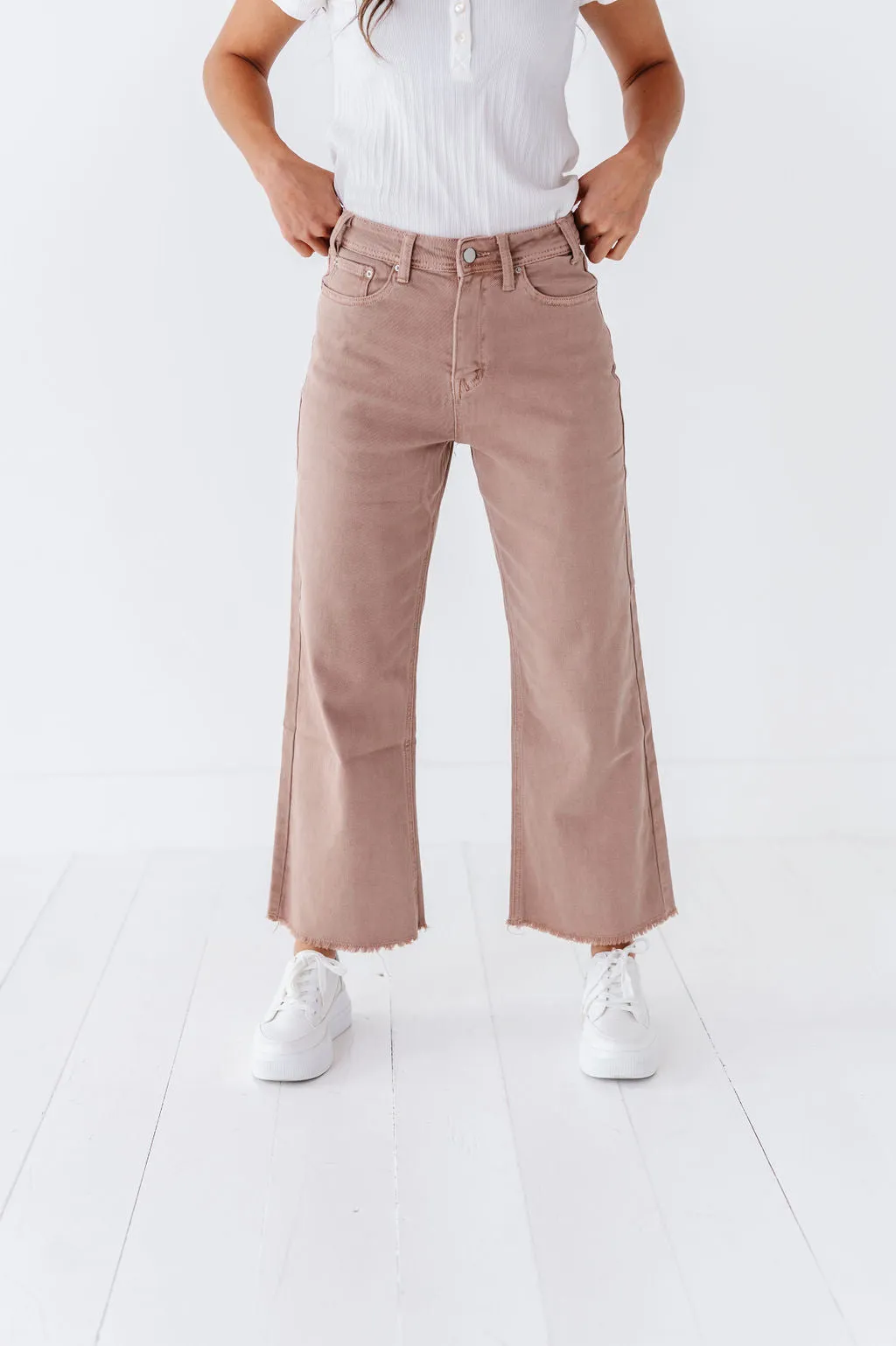 Chandler Wide Leg Jeans in Taupe