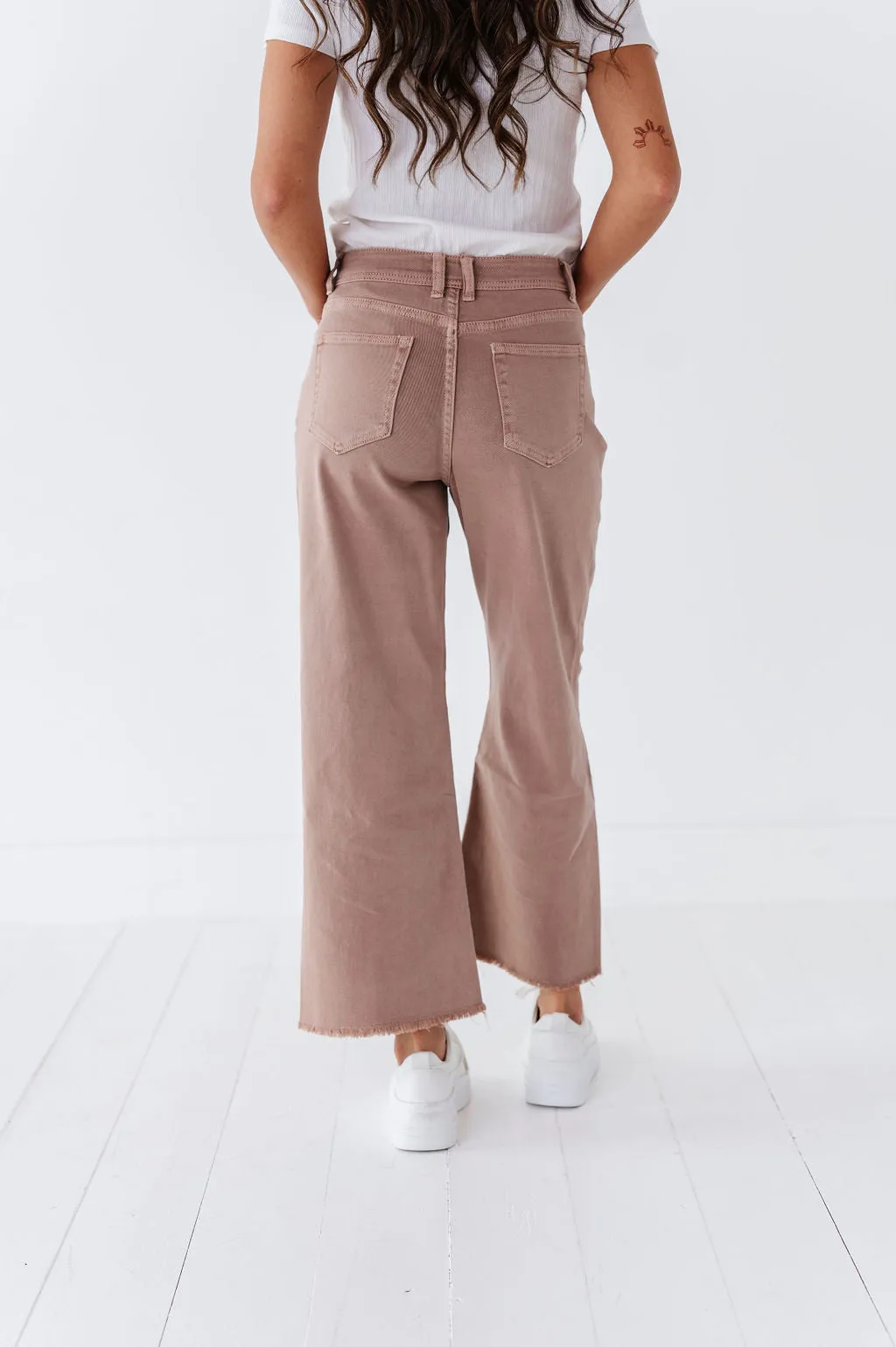 Chandler Wide Leg Jeans in Taupe