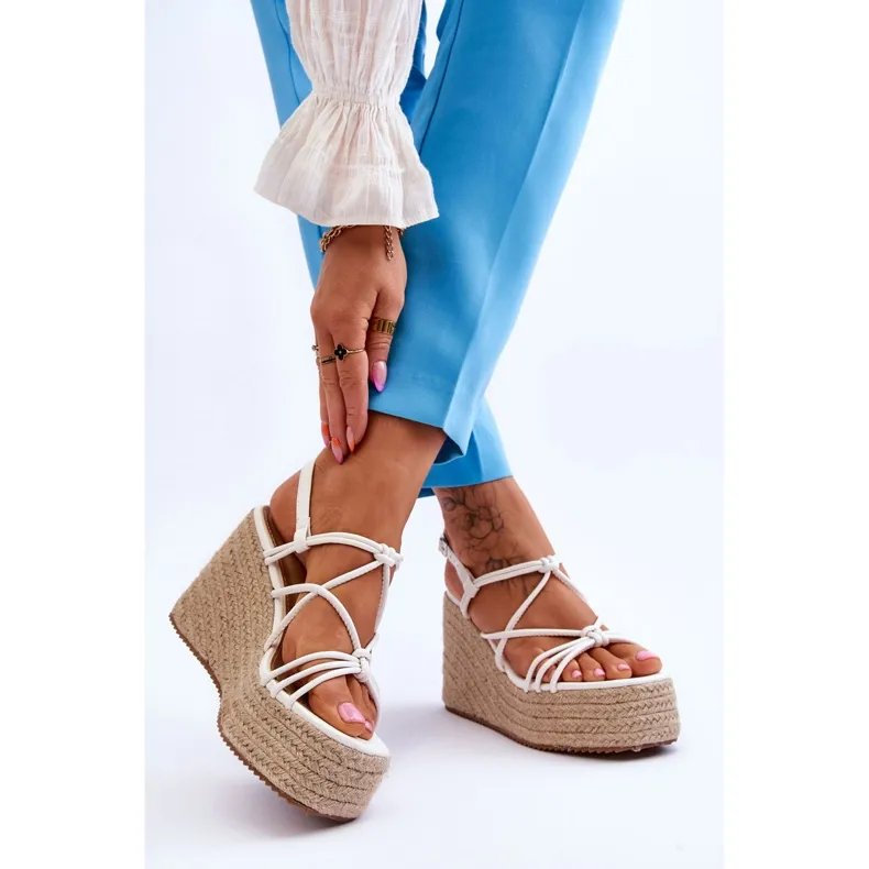 Fashionable Wedge Sandals With Braid White Nessia