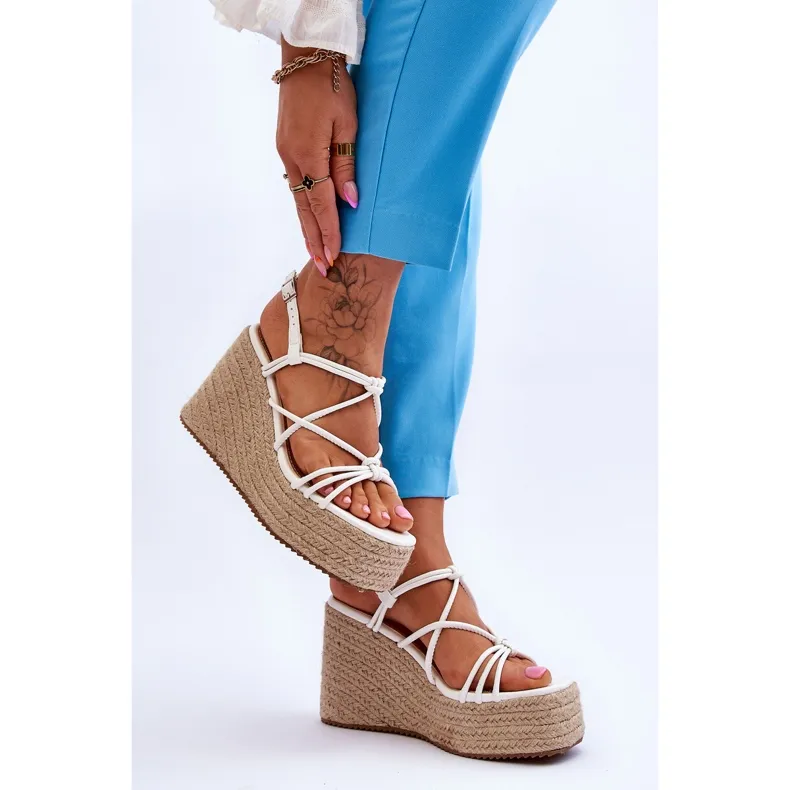 Fashionable Wedge Sandals With Braid White Nessia