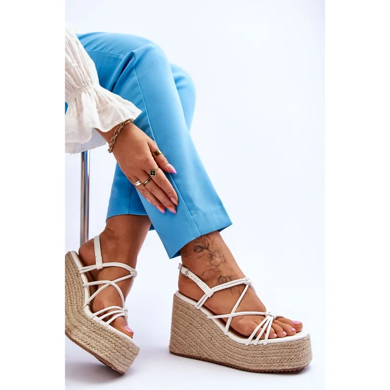 Fashionable Wedge Sandals With Braid White Nessia