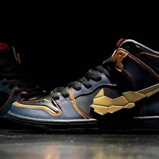 Gundam x Nike SB Dunk High Banshee