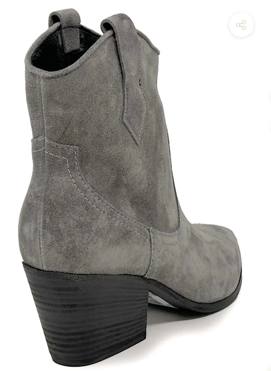 Kebbel & Schmenger new in box size 6 grey suede ankle boot 60066-S000682131