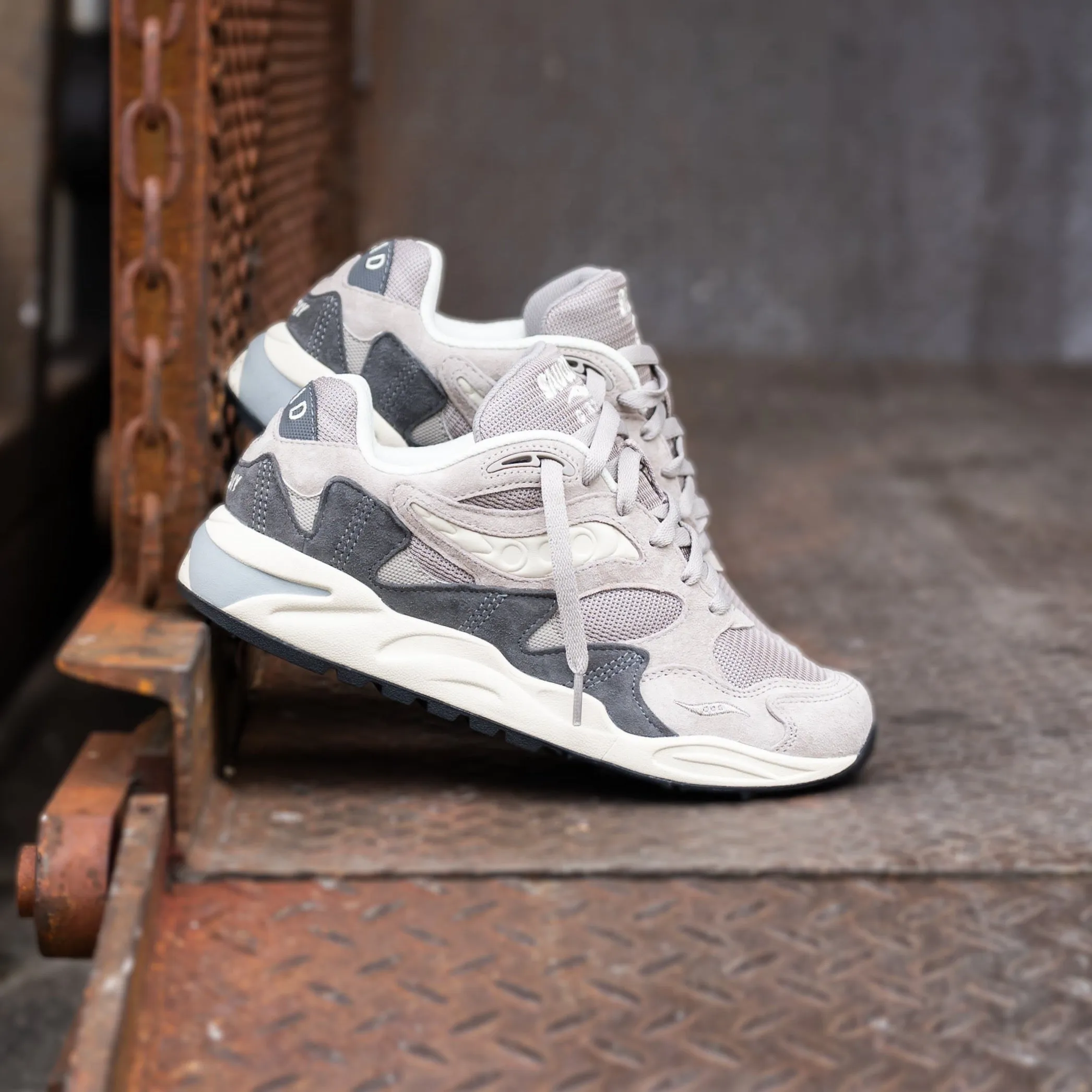 Mens Saucony Grid Shadow 2 (Grey/Cream)