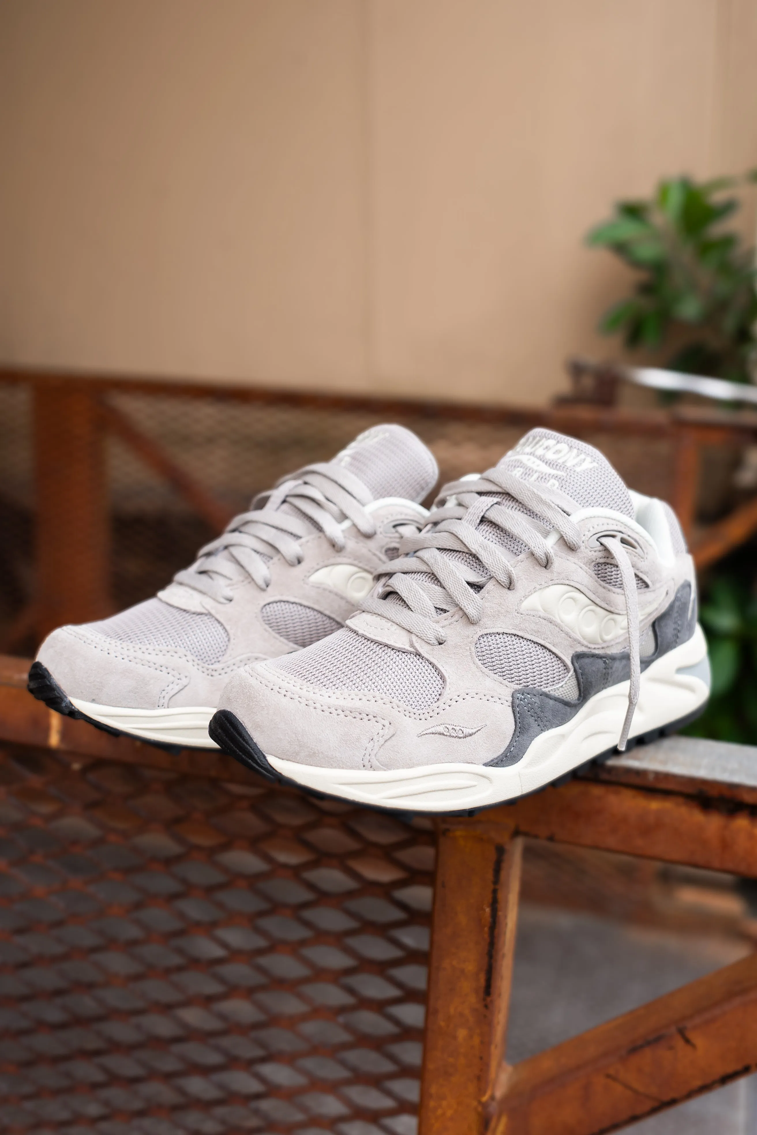 Mens Saucony Grid Shadow 2 (Grey/Cream)