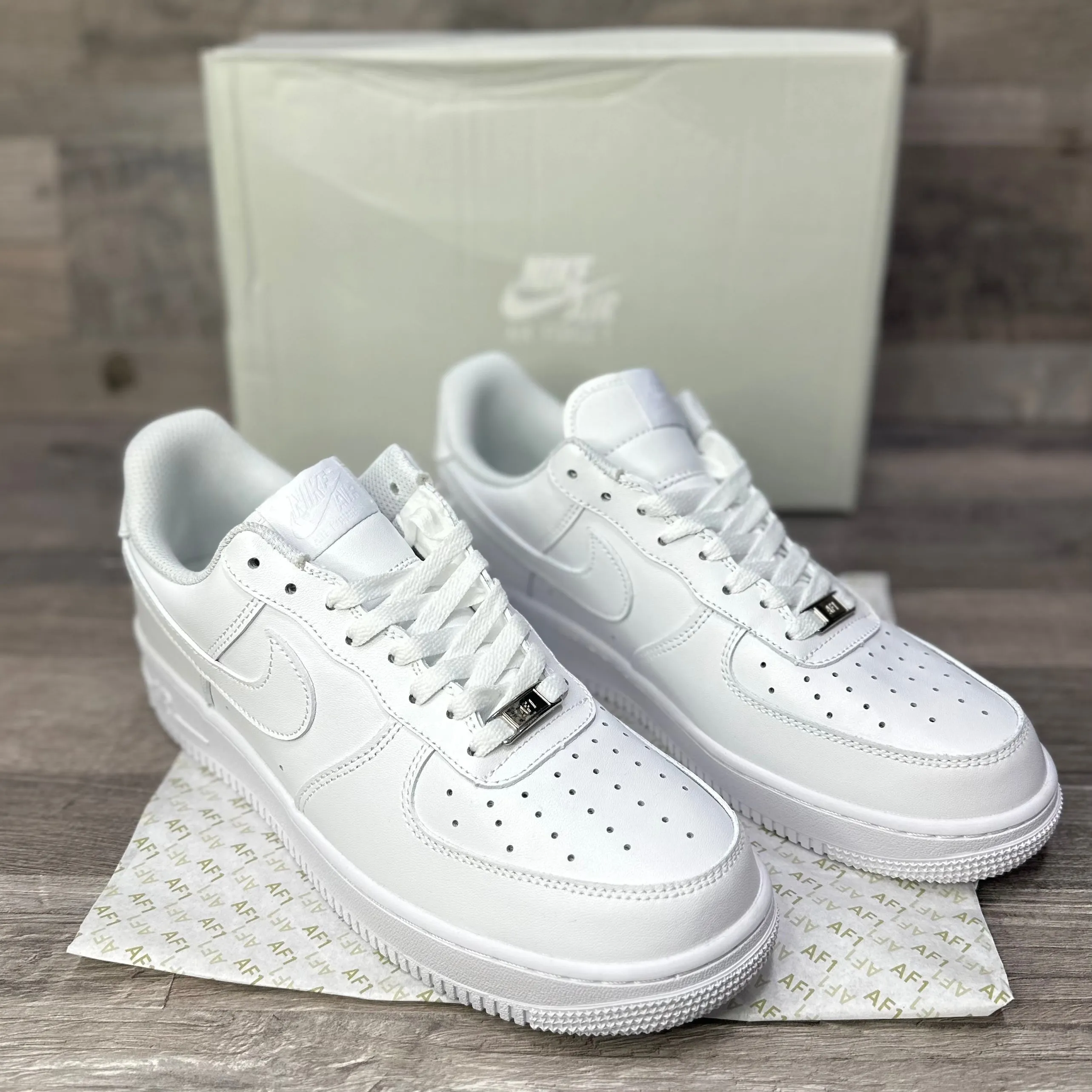 Nike Air Force 1 07” White