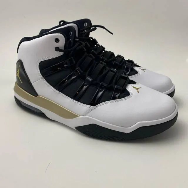 Nike Air Jordan Max Aura White Metallic Gold Black