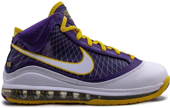 Nike Air Max LeBron 7 