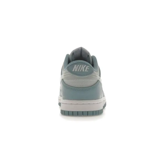 Nike dunk low gs (aura clear/ blue/ aura/ clear/ worn blue/ white) big kids 3.5y-7y dh9765-401