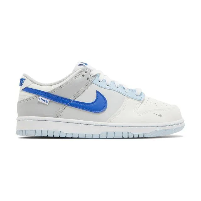 Nike dunk low gs (just stitch it/ hyper royal/ cream/ ivory/ white/ photon dust grey fog / hyper roy