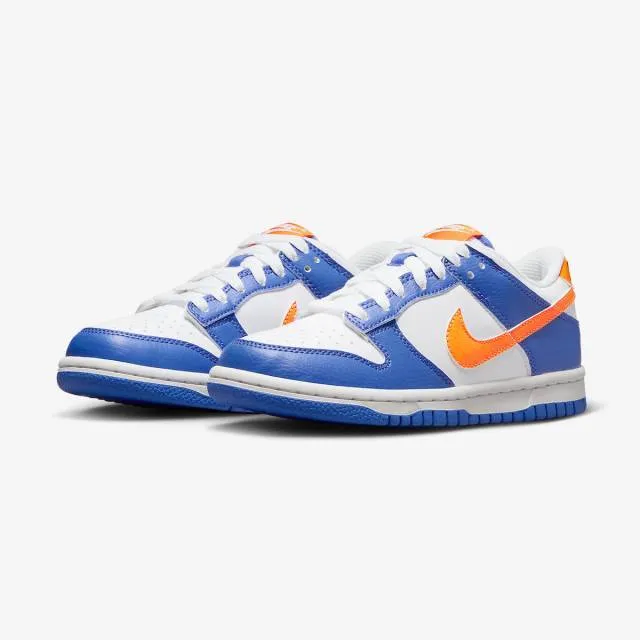 Nike dunk low gs (knicks/ blue joy/ bright mandarin/ white/ sail/ black) big kids 3.5y-7y fn7783-400