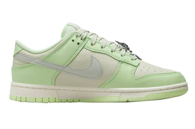 Nike dunk low wmns next nature sea glass