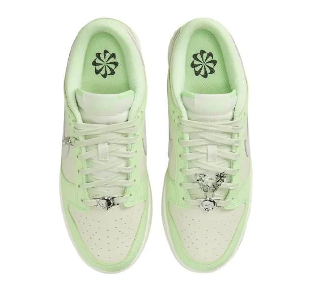 Nike dunk low wmns next nature sea glass