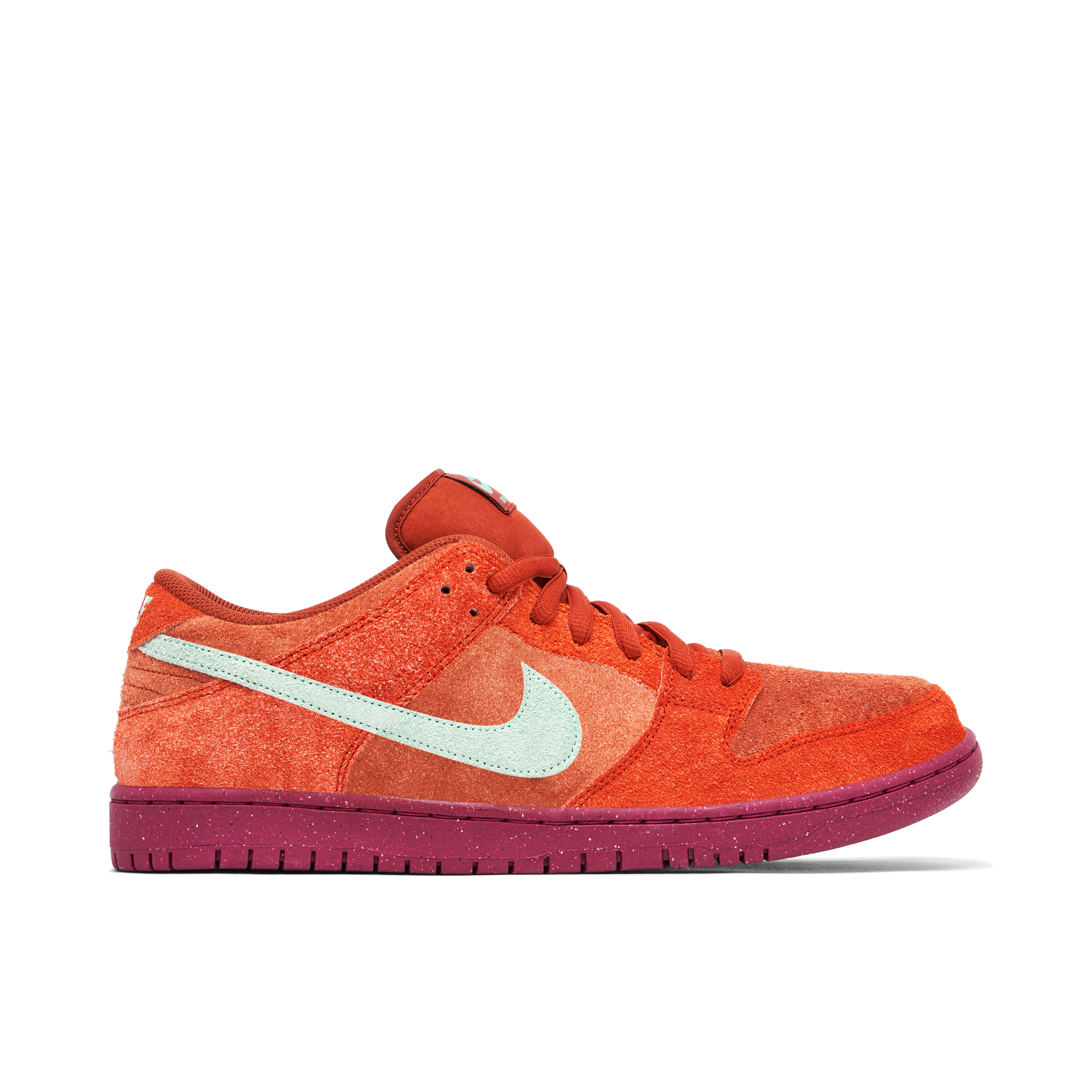 Nike SB Dunk Low Pro Mystic Red | DV5429-601 | Laced