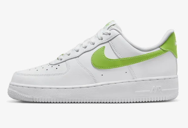 NIKE WMNS AIR FORCE 1 LOW ACTION GREEN